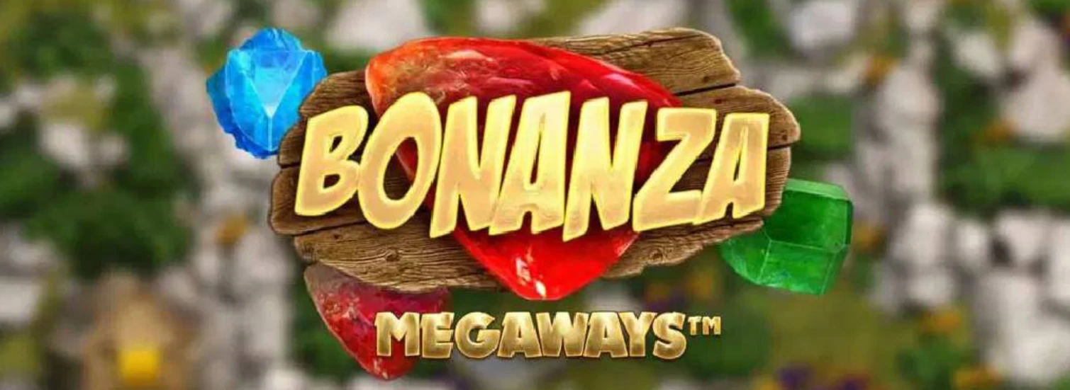 Das „Bonanza“-Logo ist kunstvoll in goldenen Buchstaben auf einem Holzschild dargestellt und von verschiedenen Edelsteinen umgeben. Darunter steht „Megaways™“, umrandet von einem sanften grünen Hintergrund, der mit unscharfen Details eine natürliche Szenerie andeutet.